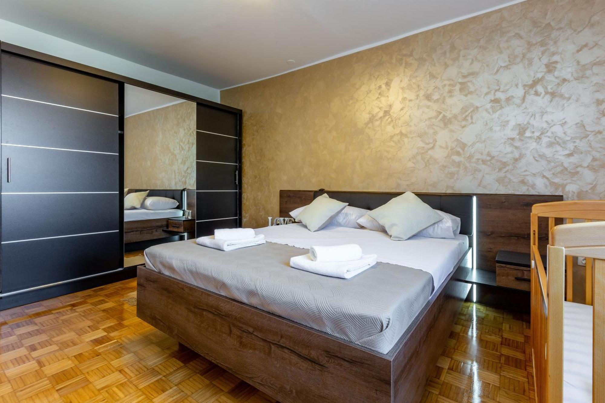Apolon 2Bdr Apartment With Balcony Zadar Zewnętrze zdjęcie