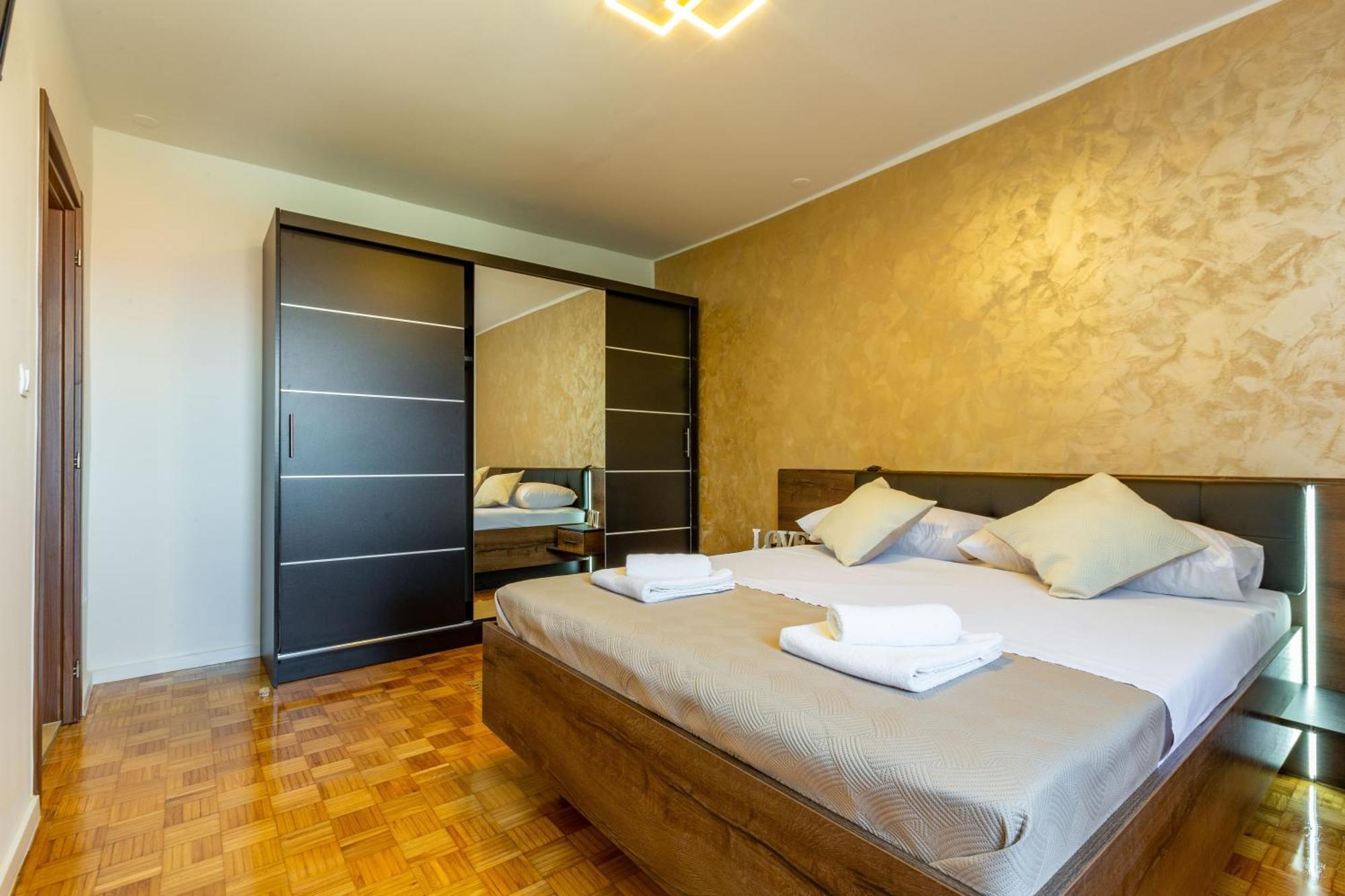 Apolon 2Bdr Apartment With Balcony Zadar Zewnętrze zdjęcie