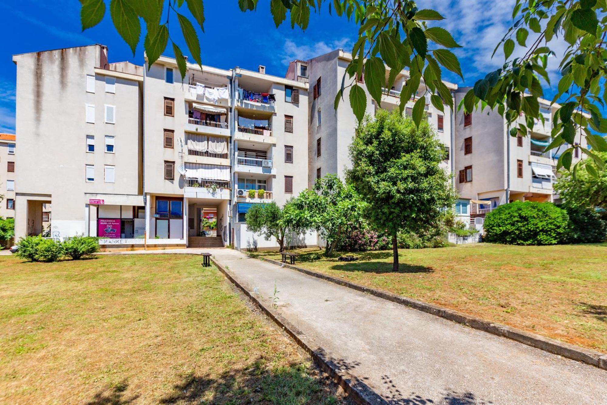 Apolon 2Bdr Apartment With Balcony Zadar Zewnętrze zdjęcie